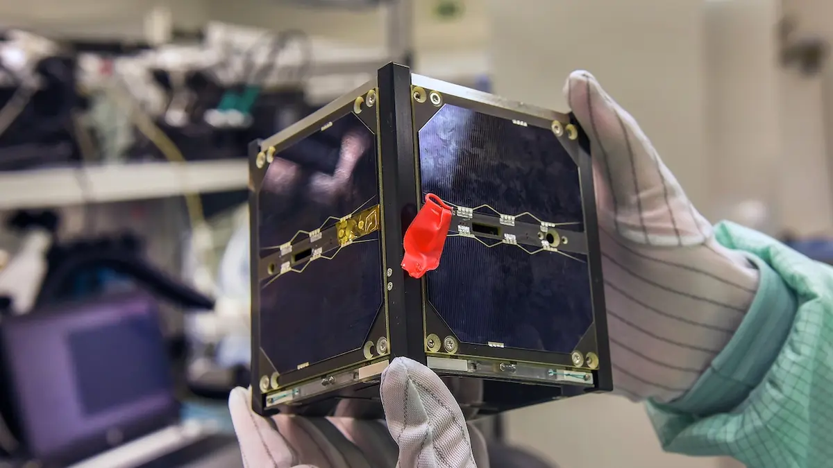 Der mährische Nanosatellit wird in die Umlaufbahn fliegen.  Raketenstart wetterbedingt ungewiss